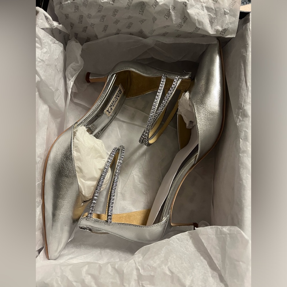178$$ NIB 7.5 BADGLEY MISCHKA COLLECTION LILIBETH KITTEN HEEL ANKLE STRAP PUMP - Picture 8 of 15